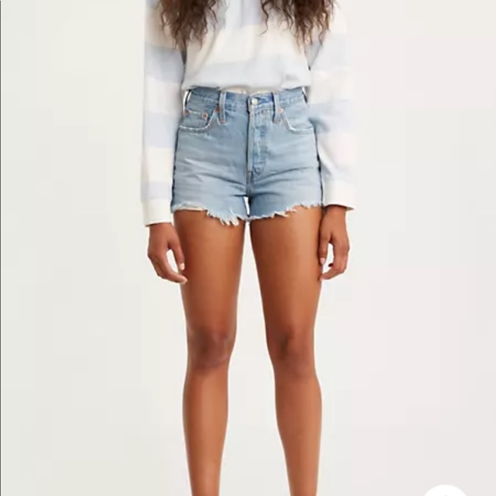 Levi’s 501® ORIGINAL HIGH RISE WOMEN'S SHORTS light wash 2.5 inch length
